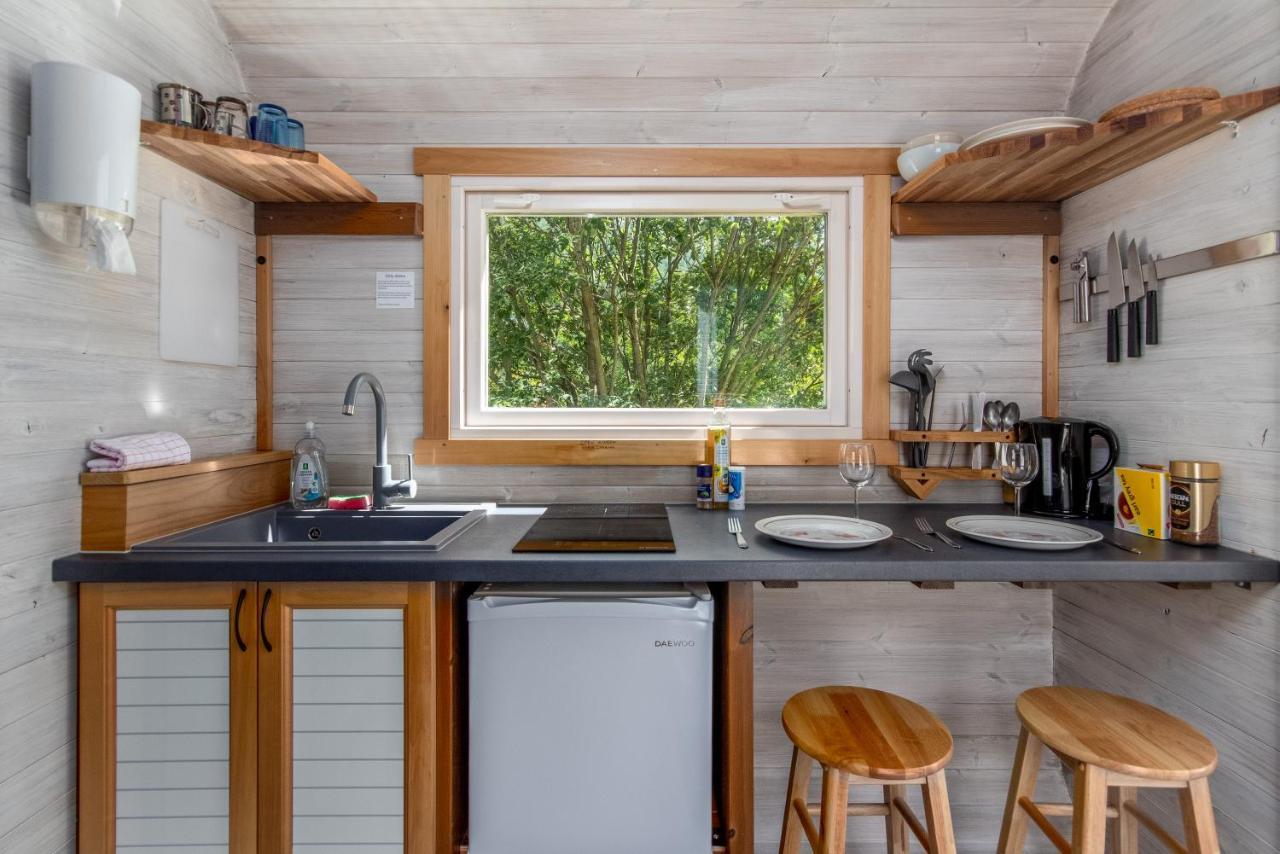 Tiny House With Terrace Villa Flam Exterior photo